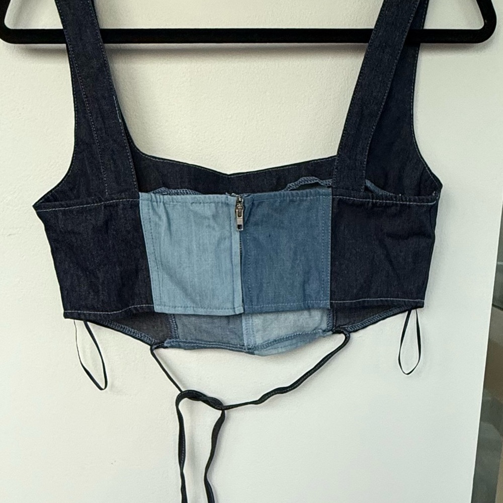 Colorblock Denim Crop Top Le Lis - Picture 8 of 8